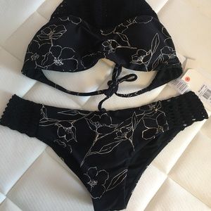 Billabong Bikini Set